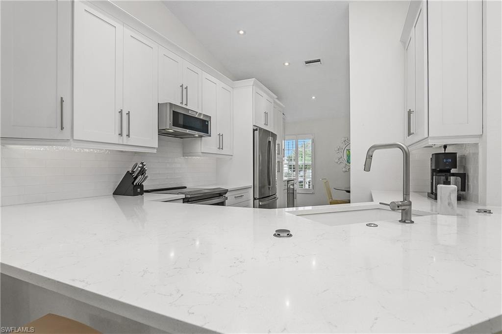 853 Tanbark DR 201 photo 11