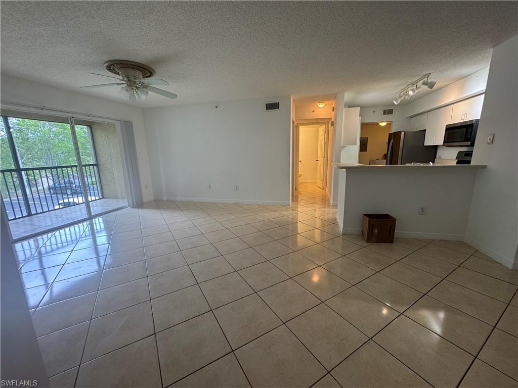 8930 Colonnades CT E 627