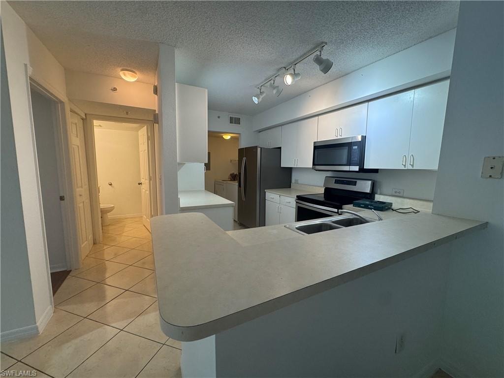 8930 Colonnades CT E 627