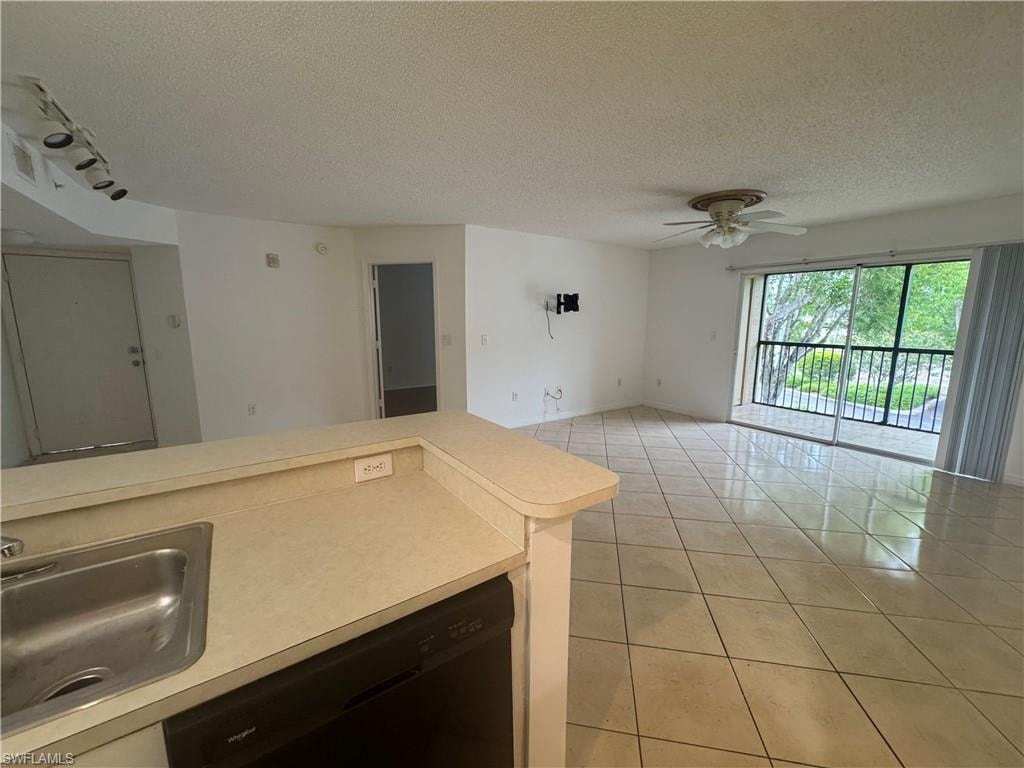 8930 Colonnades CT E 627 photo 8