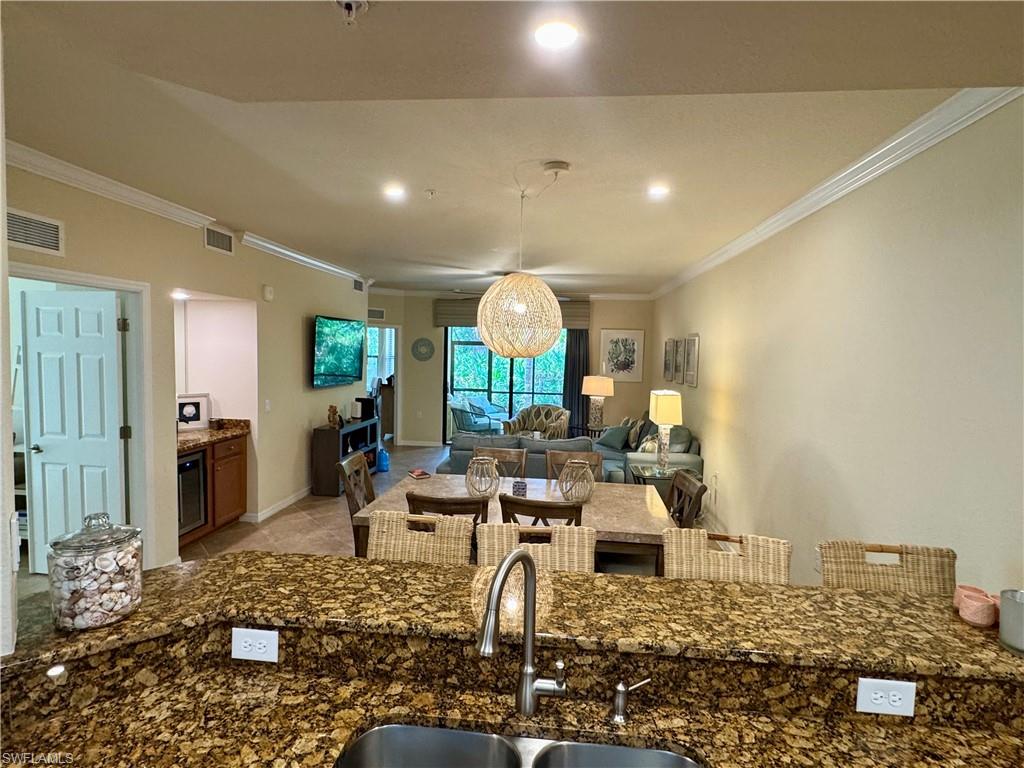 13761 Julias WAY 311 photo 13
