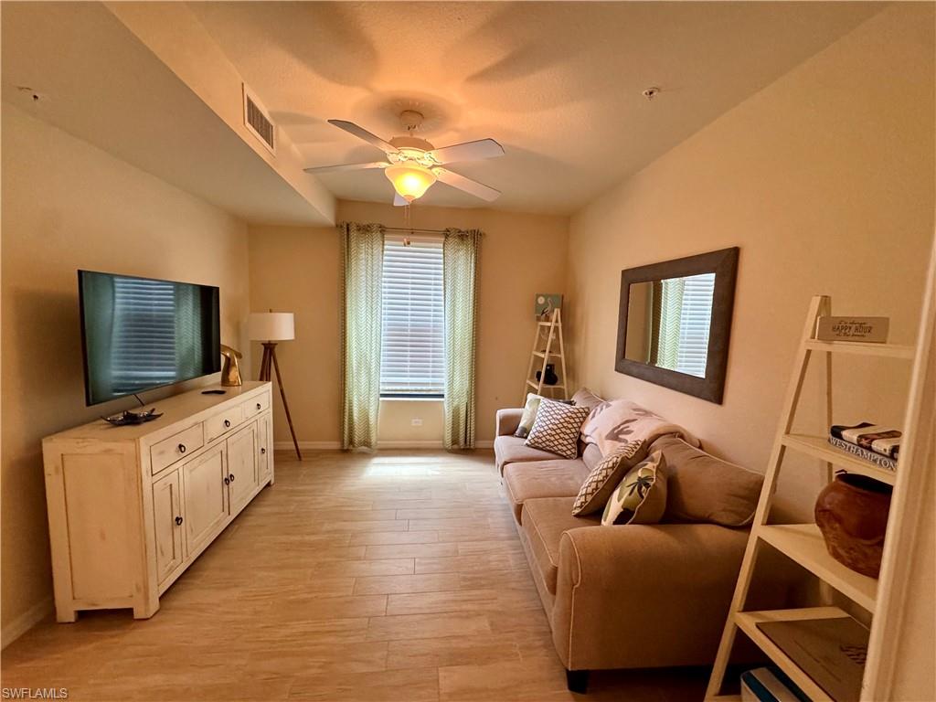 13761 Julias WAY 311 photo 28