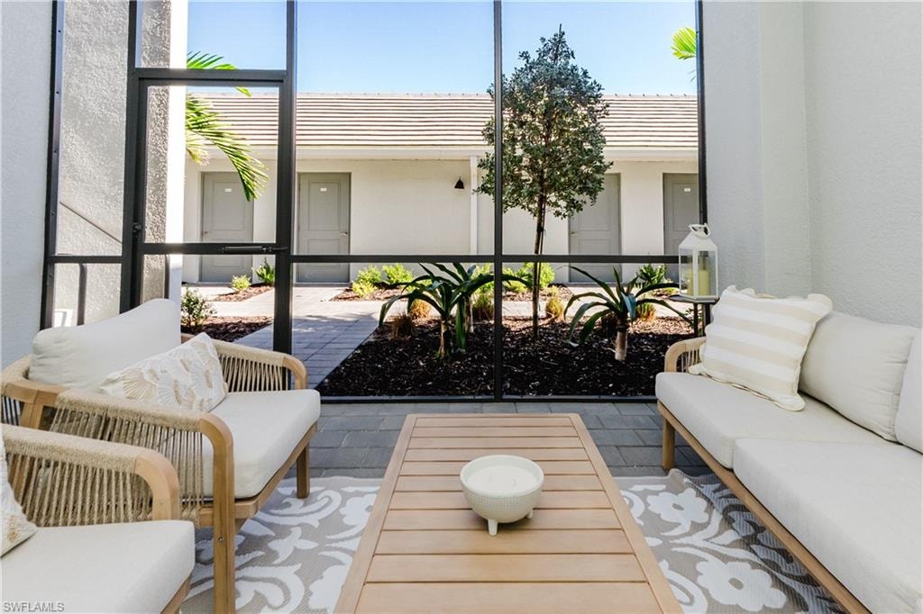 Front Lanai