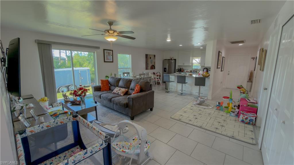 1123-1125 Abrams BLVD photo 41
