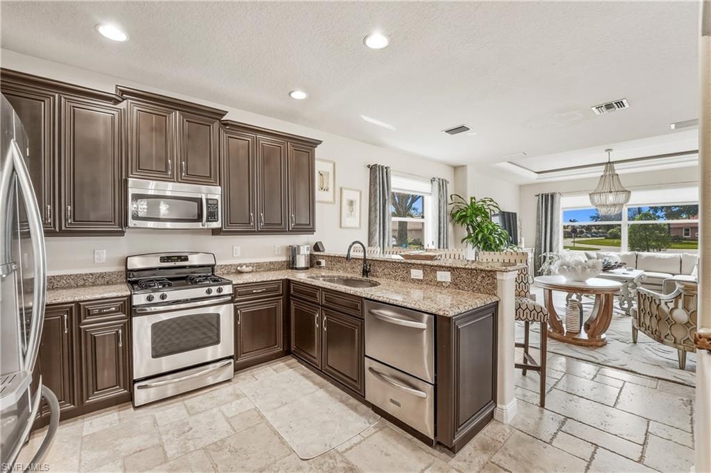 9429 La Bianco ST photo 8