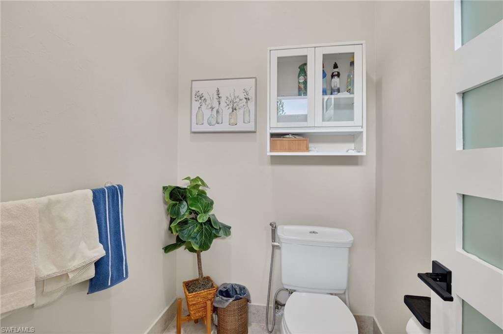 2522 Dora CT photo 30