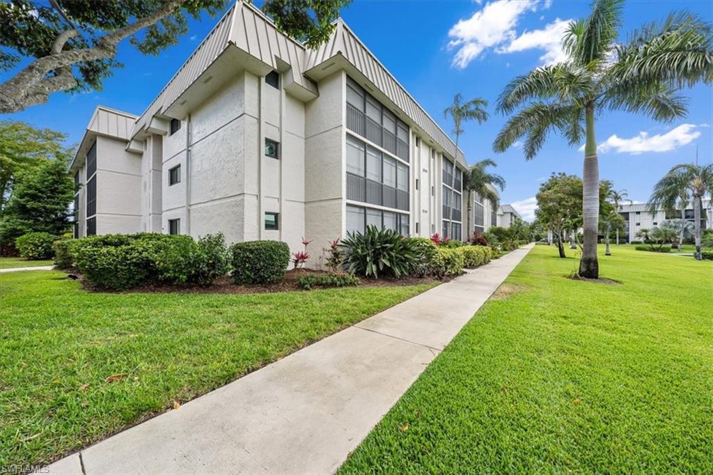 788 Park Shore DR D30