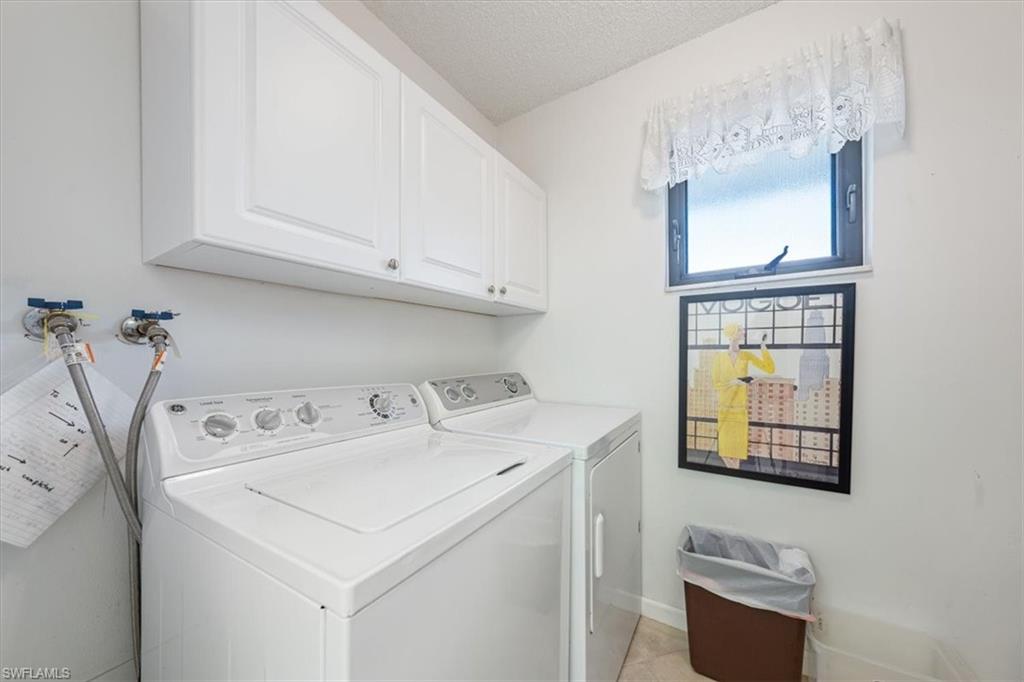 788 Park Shore DR D30 photo 19