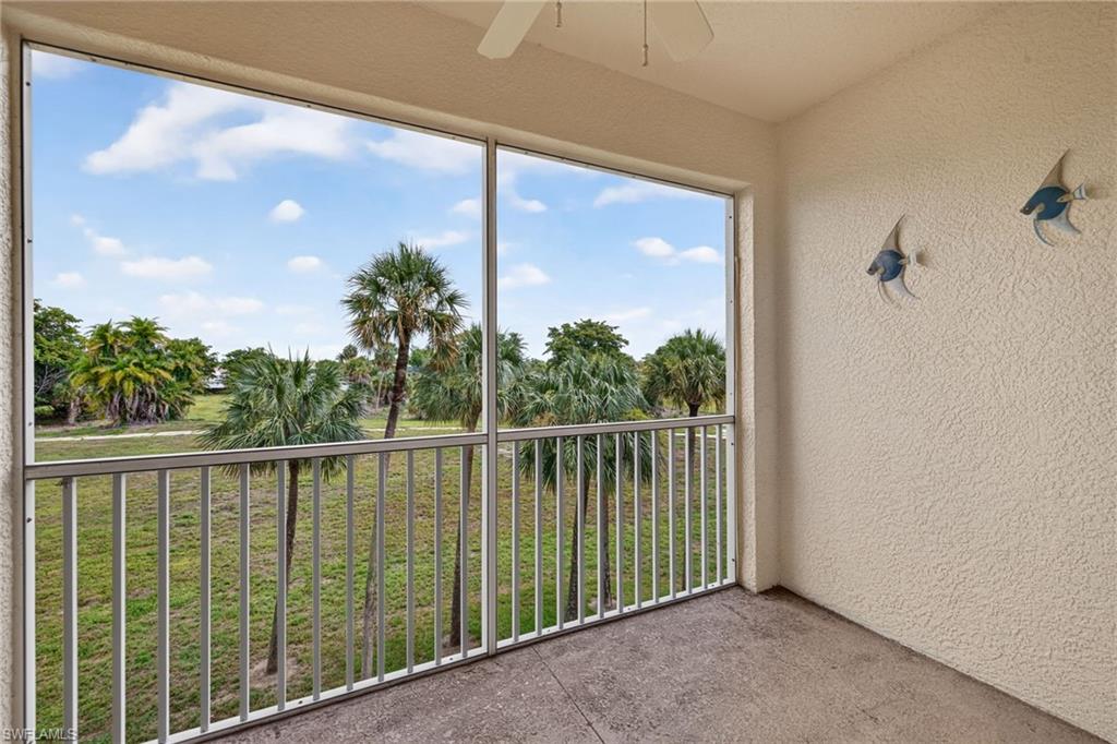 Screened in Balcony for bug-free sunsets