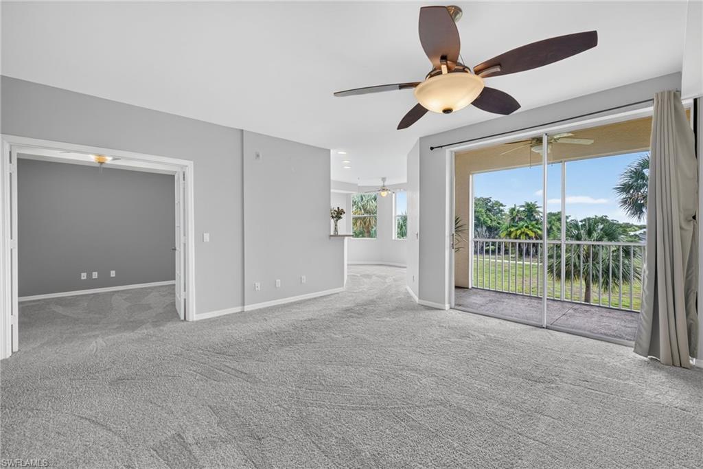 Bright, Spacious living Room and flex room