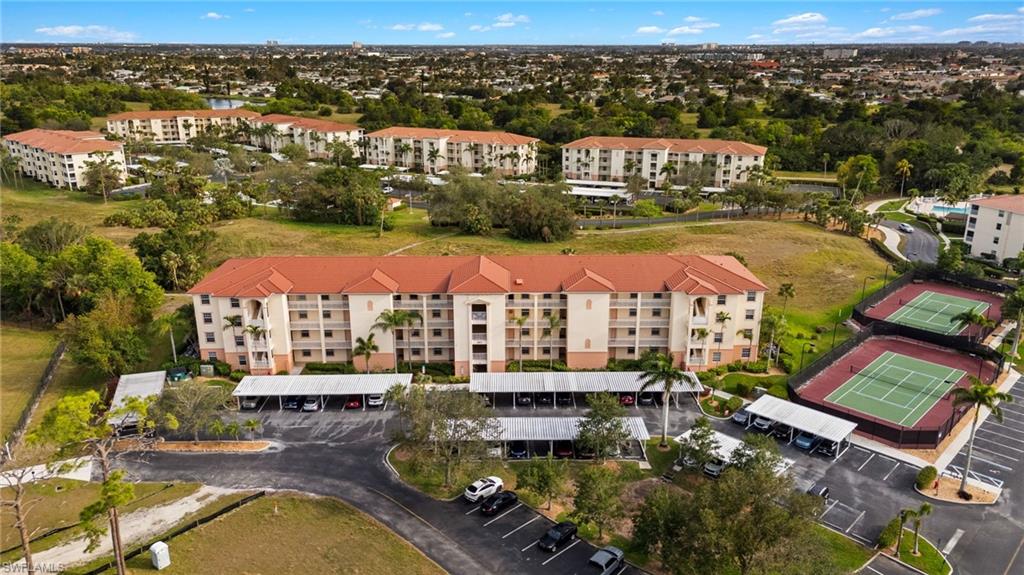 Beautiful Gated Community with Resort Ammenities