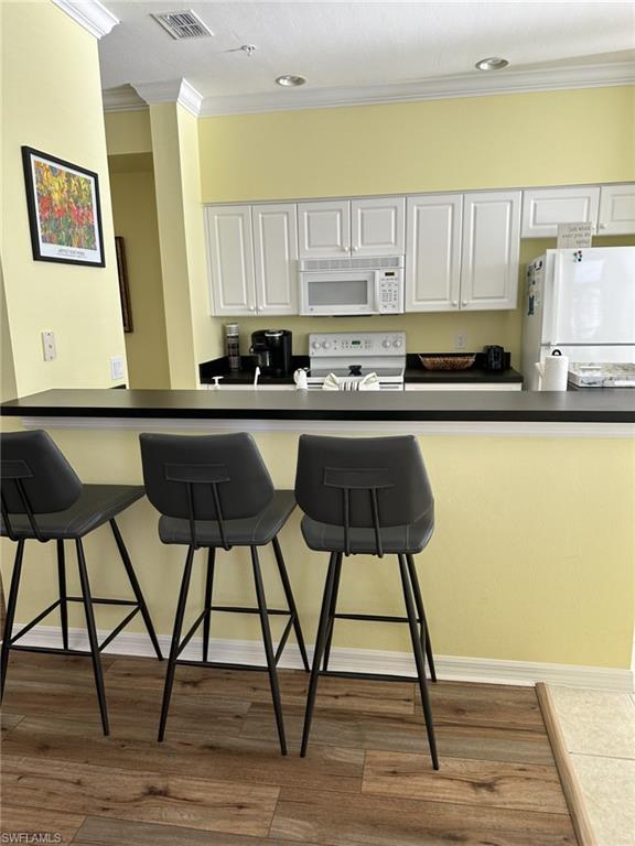 10361 Butterfly Palm DR 745 photo 12