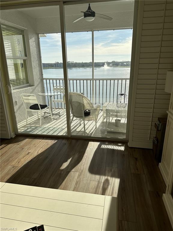 10361 Butterfly Palm DR 745 photo 34