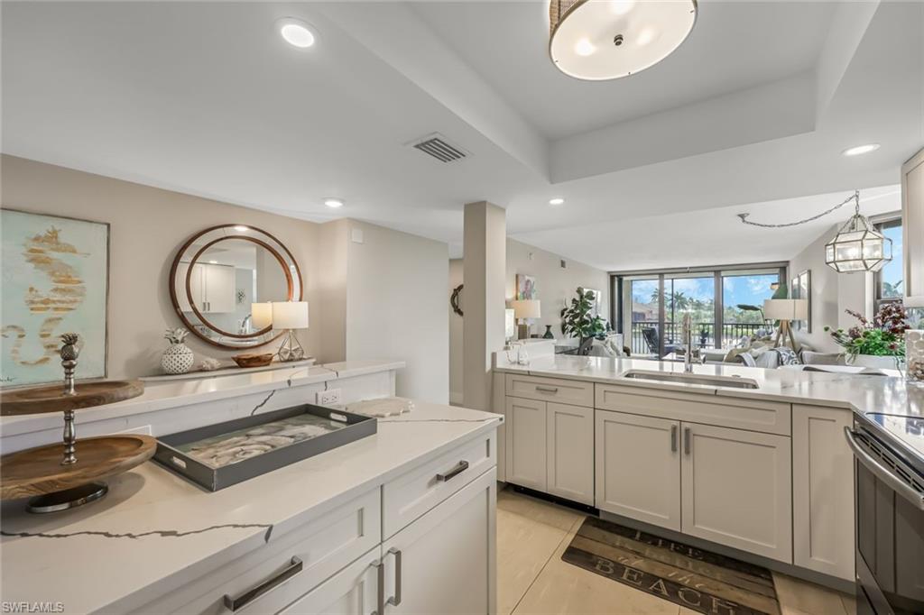 10562 Gulf Shore DR 202 photo 12