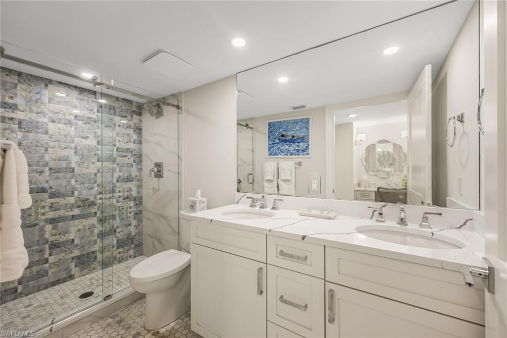 10562 Gulf Shore DR 202 photo 7