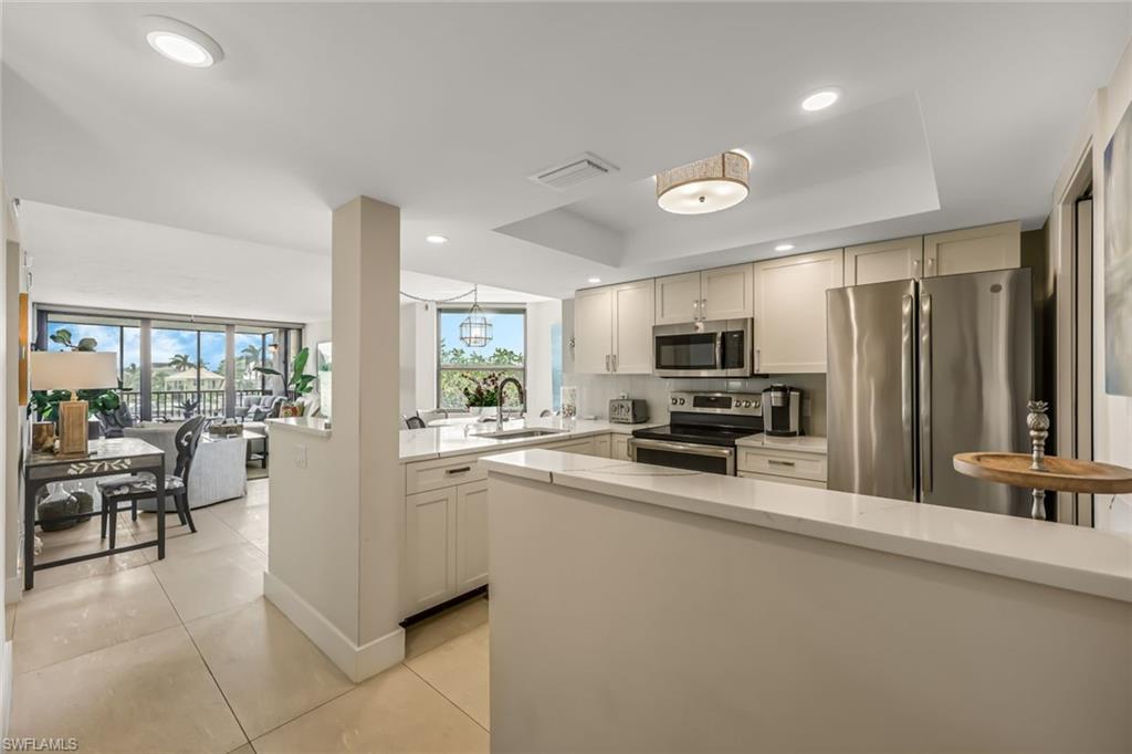 10562 Gulf Shore DR 202 photo 14