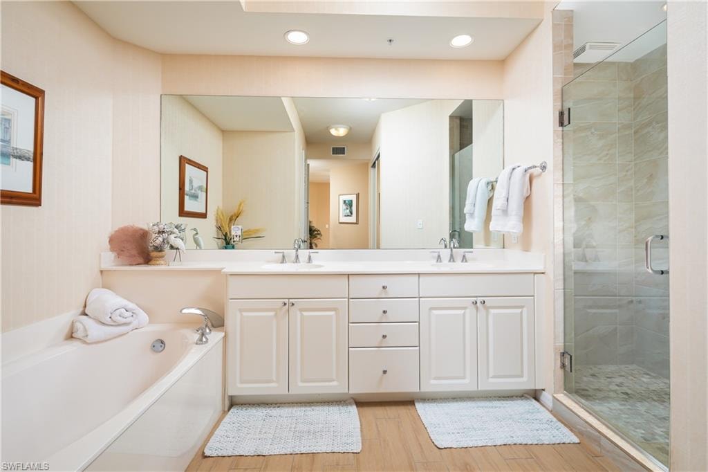 410 Flagship DR 806 photo 20