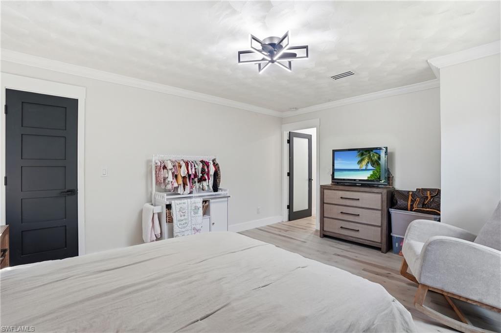 3931 W Riverside DR photo 31