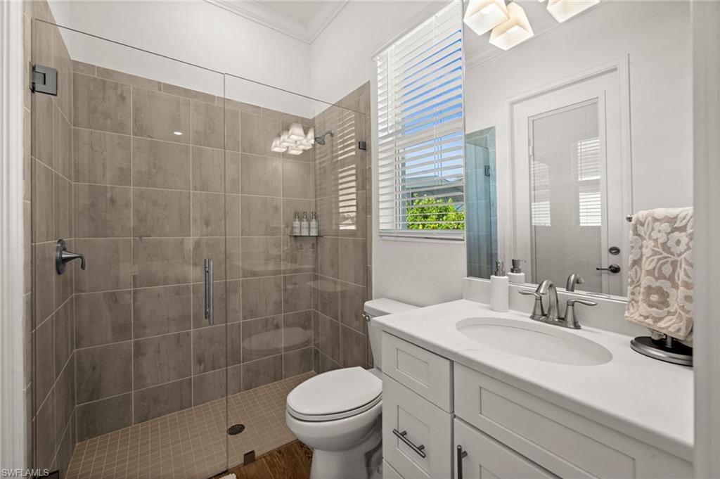 14352 Blue Bay CIR photo 32