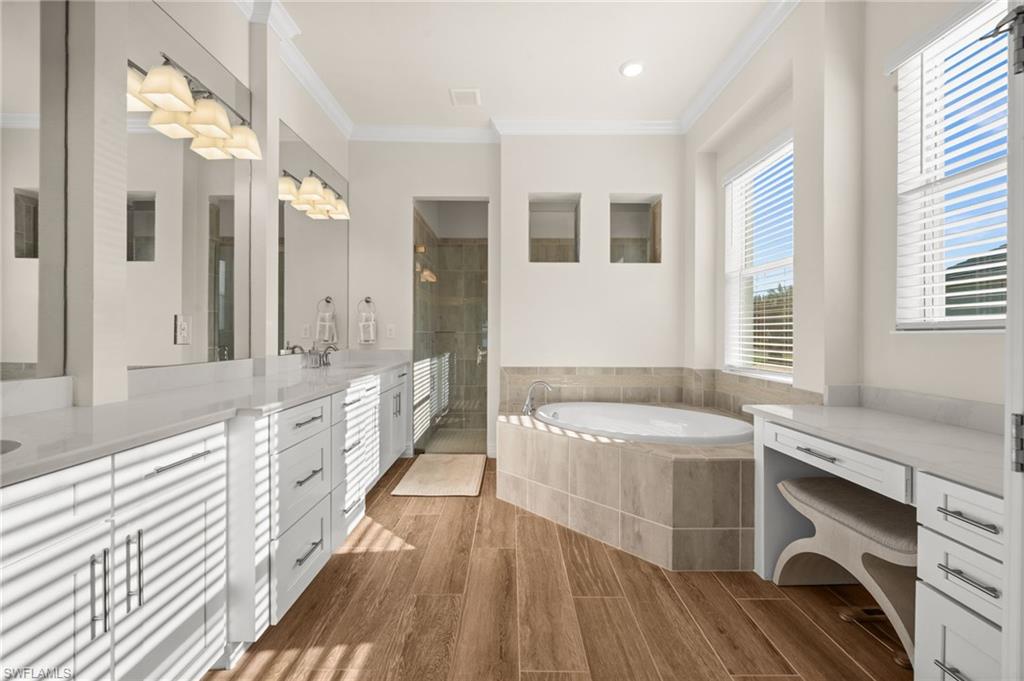 14352 Blue Bay CIR photo 25