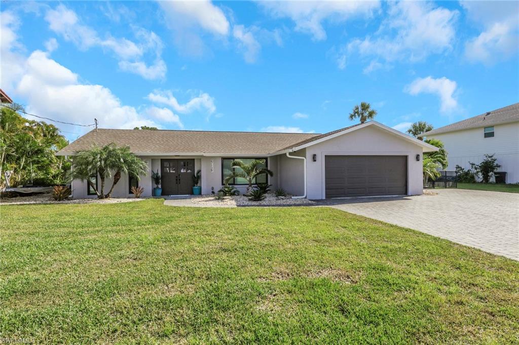 27129 Holly LN