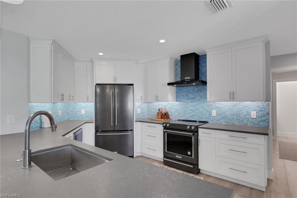 27129 Holly LN photo 14