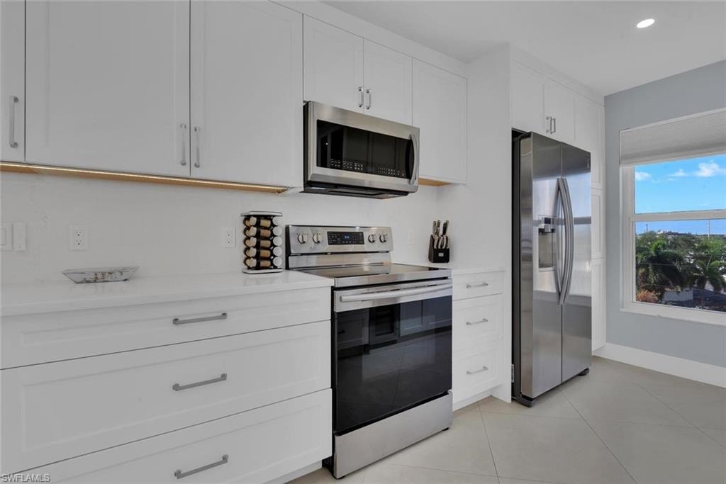 991 Barfield DR 401 photo 8