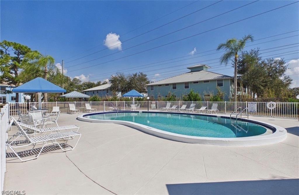 1100 Pondella RD 703 photo 6