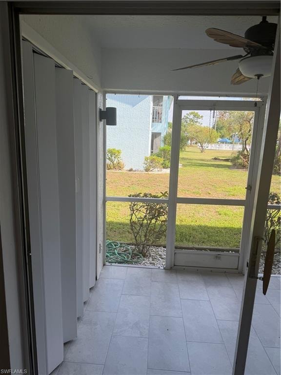 1100 Pondella RD 703 photo 16