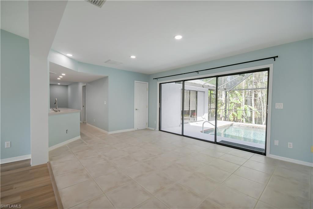 bonus area/dining area