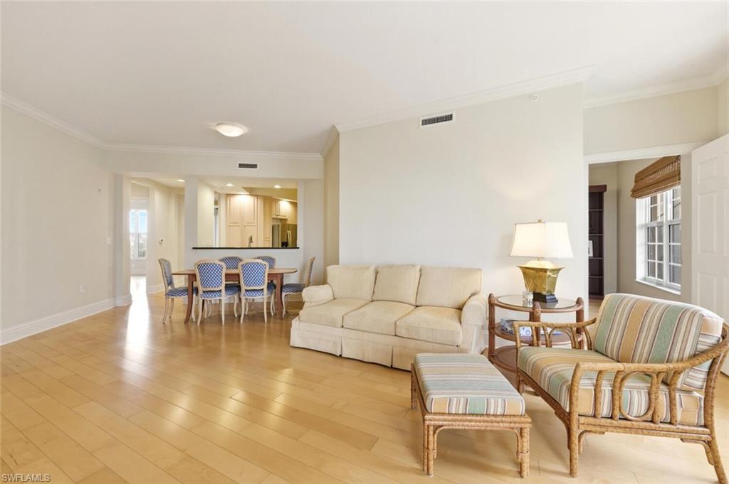 5068 Annunciation CIR 4310 photo 8