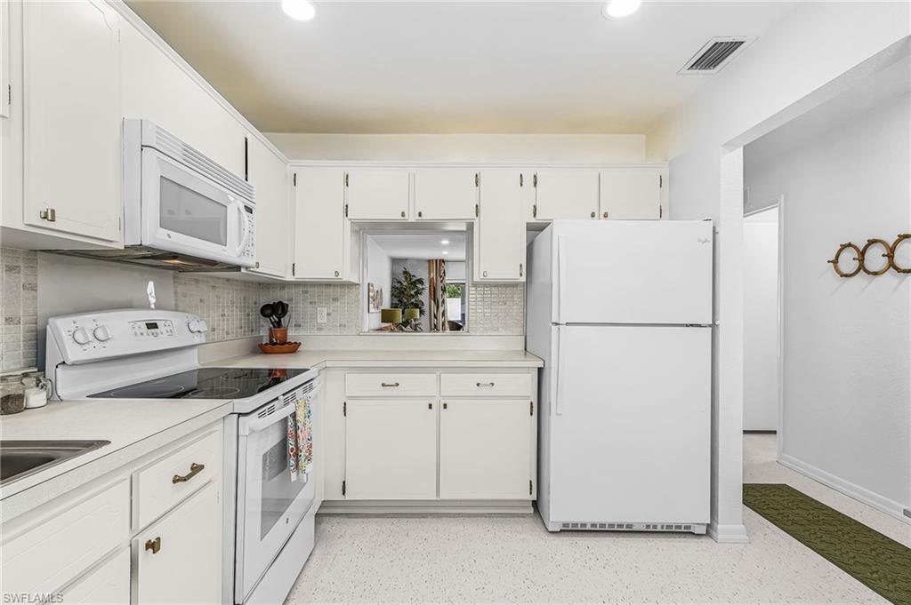6731 Panther LN D6 photo 7