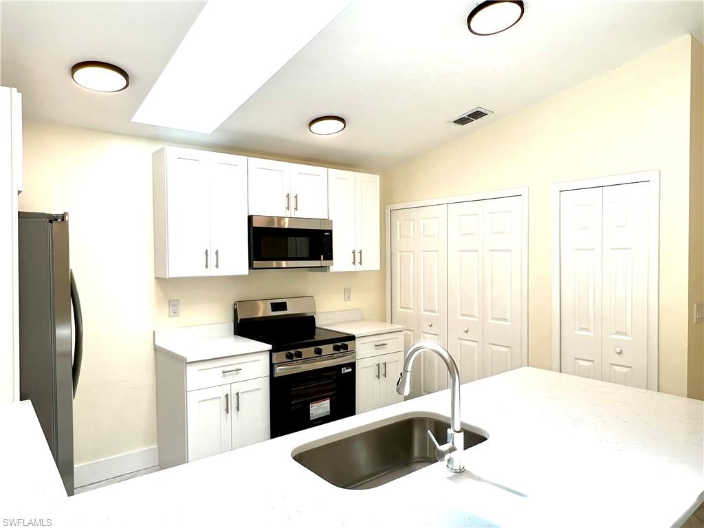 17503 Village Inlet CT photo 10