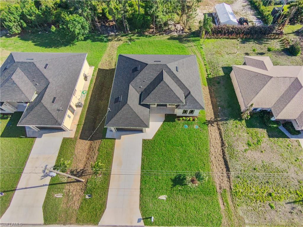 Aerial view of property and surrounding area