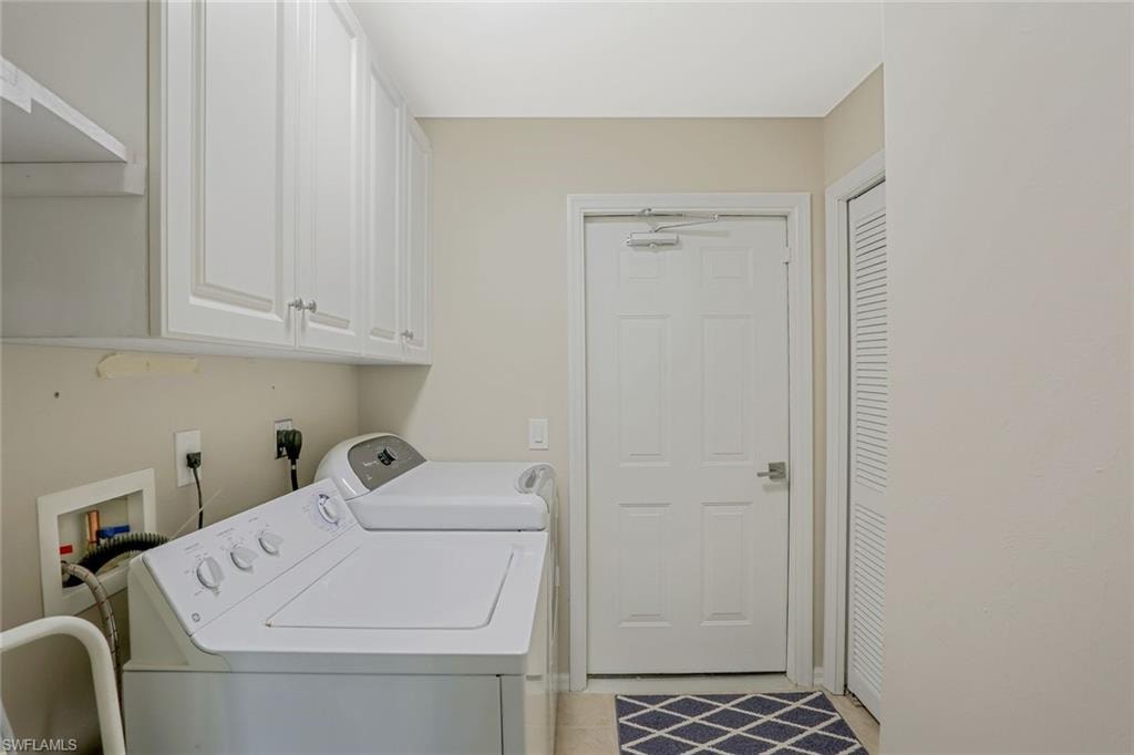3485 LAUREL GREENS LN S 102 photo 19