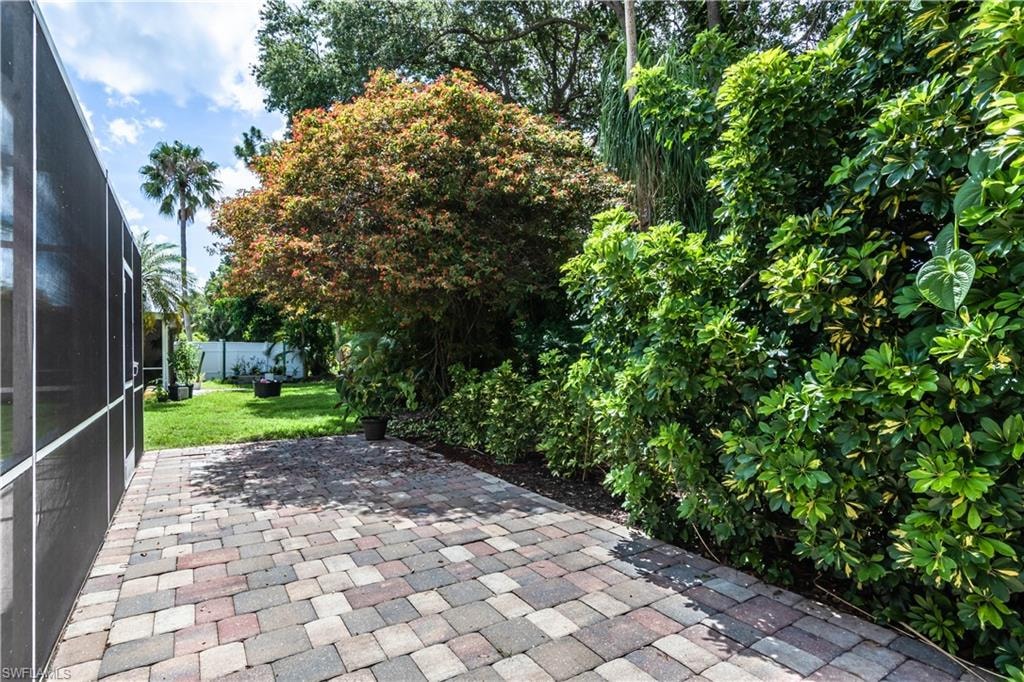 480 Saint Andrews BLVD 14 photo 24