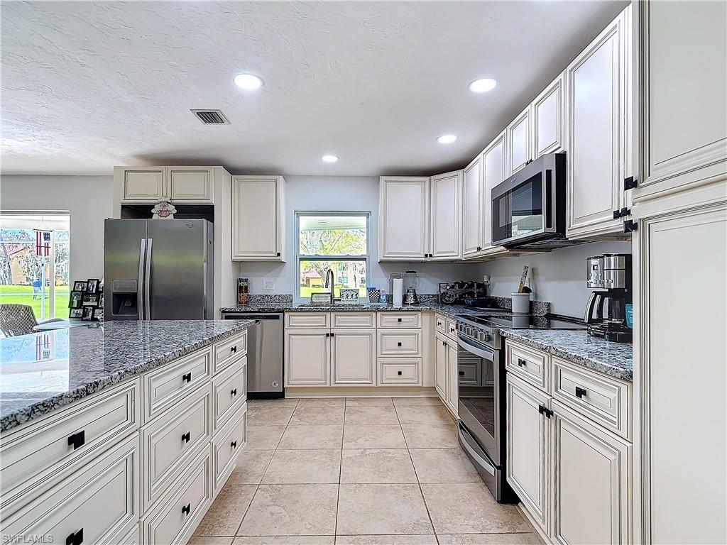 4364 Beechwood Lake DR photo 16