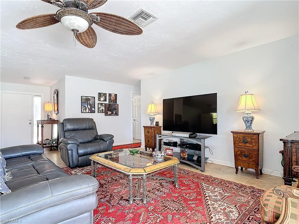 4364 Beechwood Lake DR photo 11