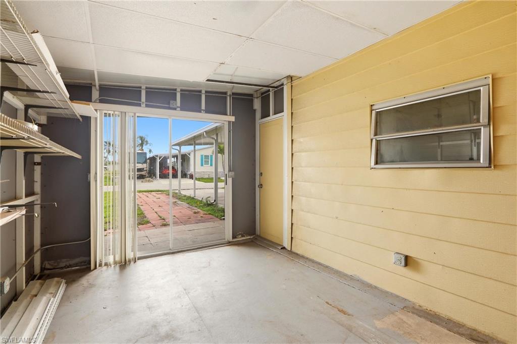 181 Manatee LOOP photo 44