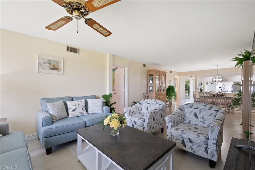 3608 Arctic CIR 514 photo 17
