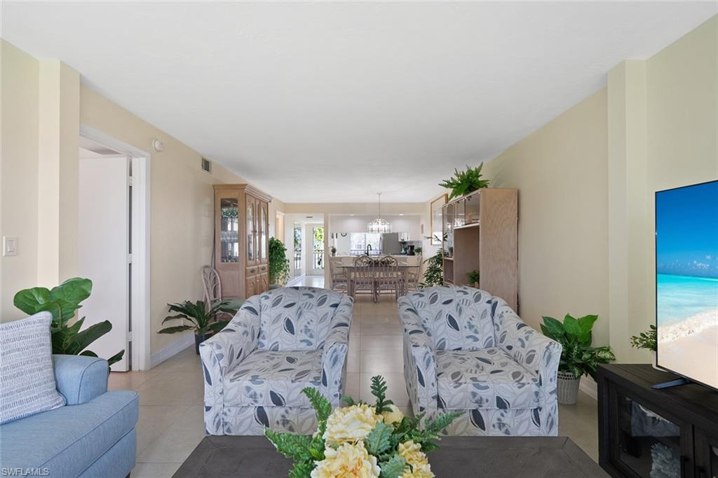 3608 Arctic CIR 514 photo 16