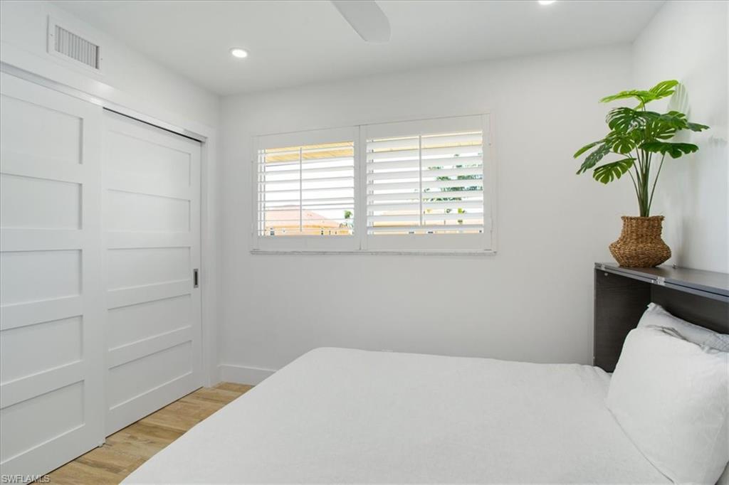 457 Tallwood ST 305 photo 12