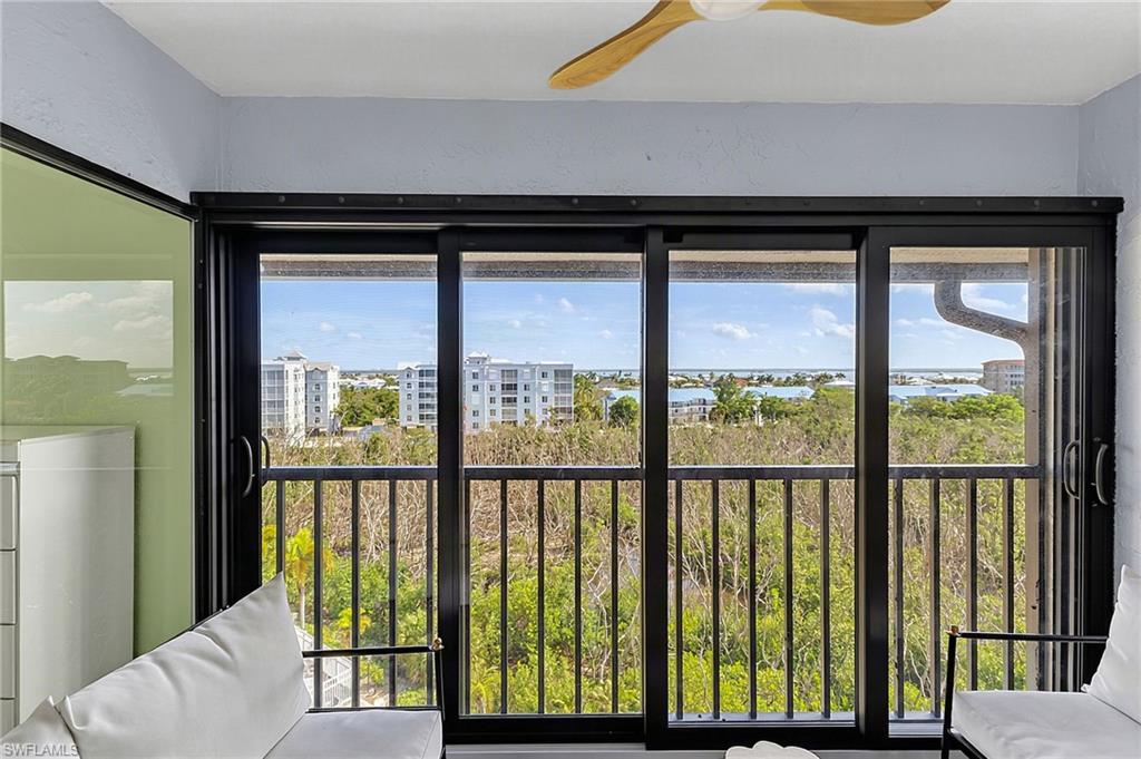 6891 Estero BLVD 362 photo 32