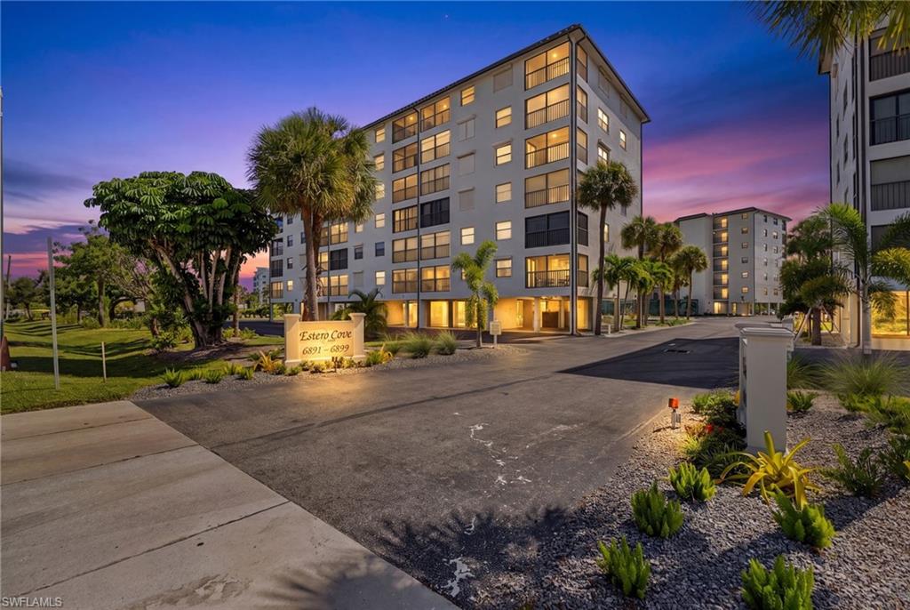 6891 Estero BLVD 362