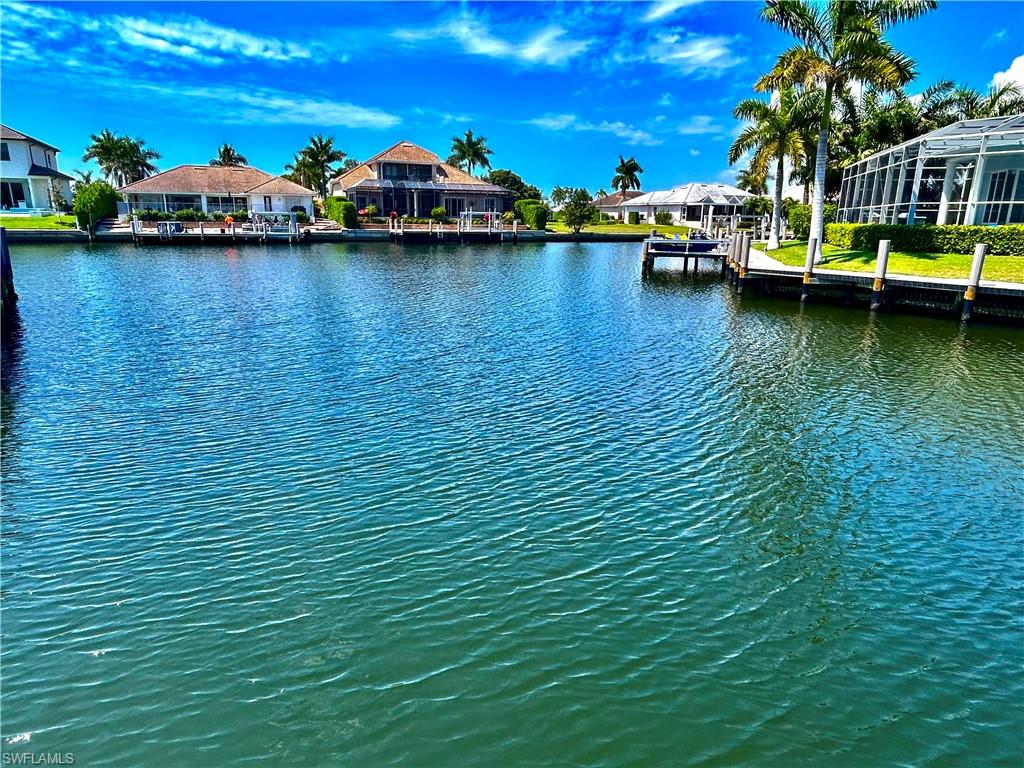 1775 Waterfall CT