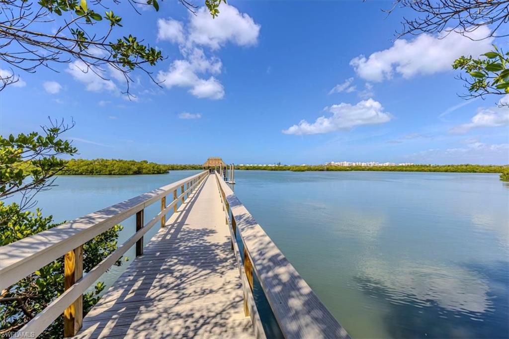 15450 Cedarwood LN 202