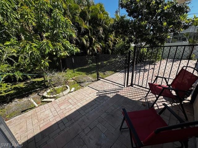 8409 Tahiti RD A photo 23