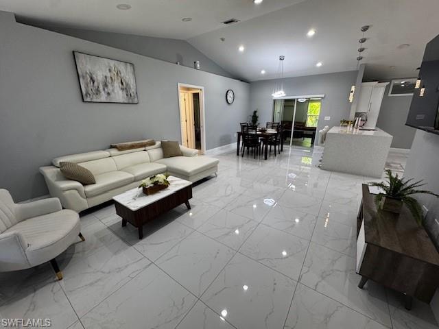 8409 Tahiti RD A photo 6