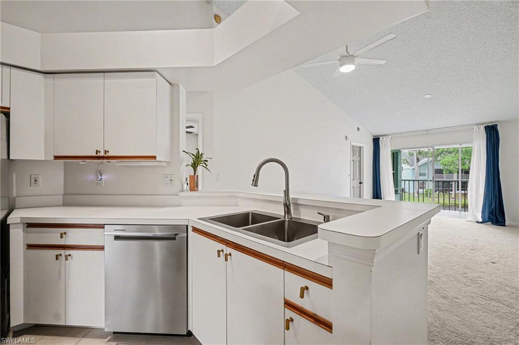 153 Wading Bird CIR J201 photo 10