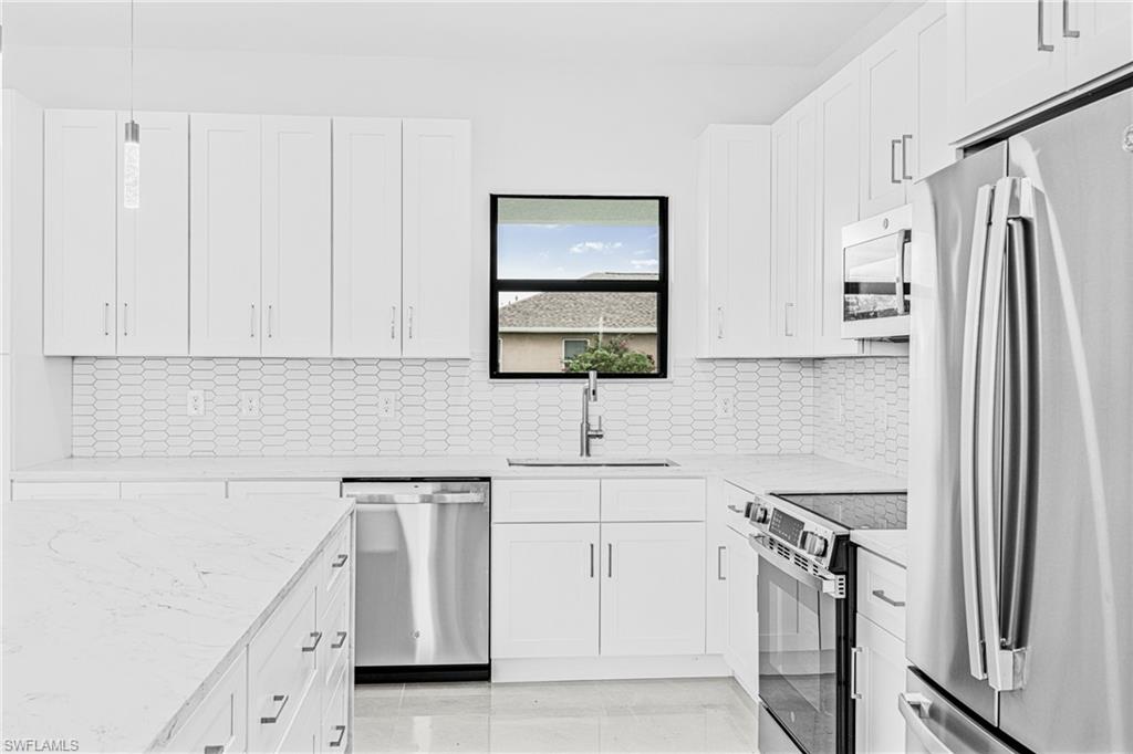 343 Pullman ST photo 8